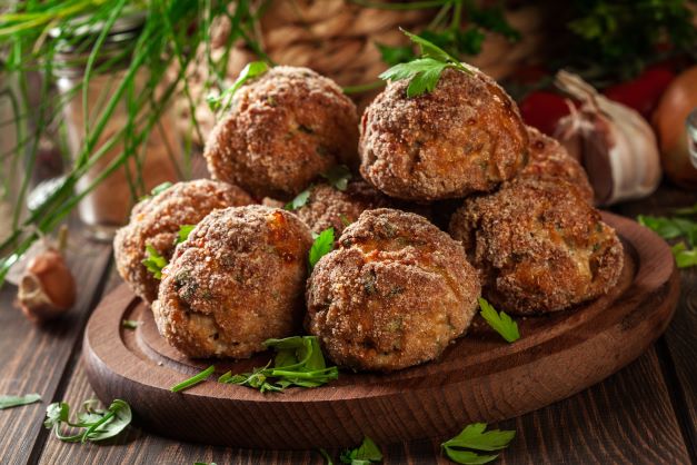 Making Meatballs with Refined Selections Ground Beef